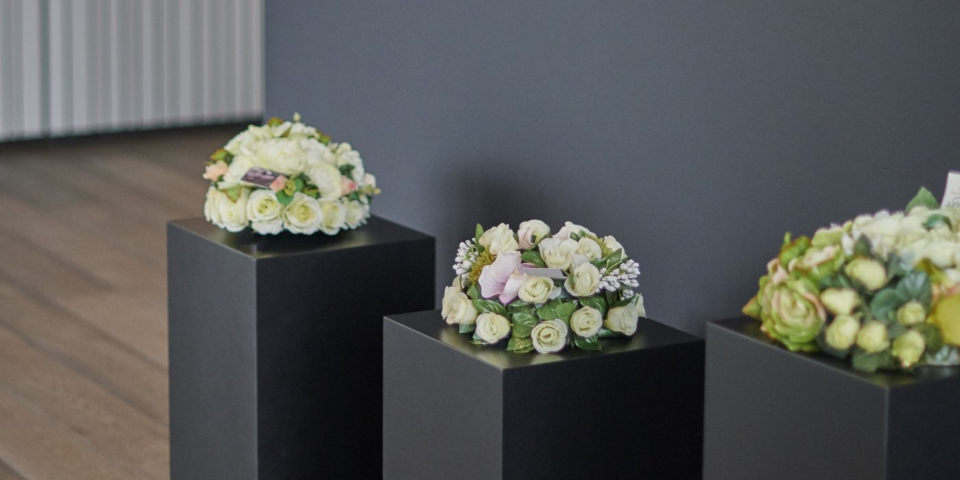 Over bloemen die niet verwelken en kaarsen die niet doven 44